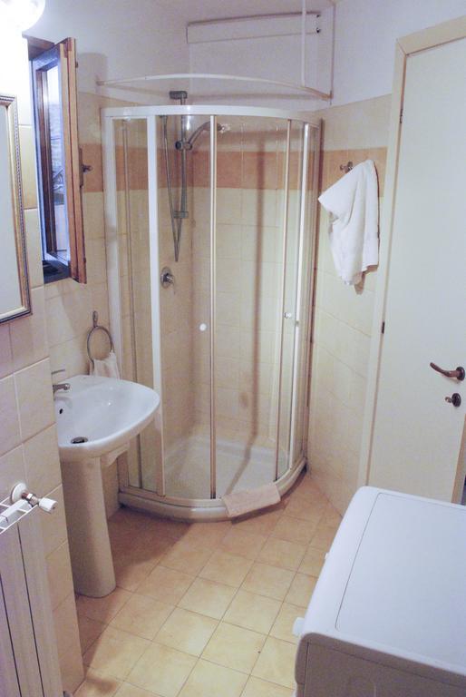 Parte Di Casa Con Giardino E Piscina Βίλα Pietrasanta Εξωτερικό φωτογραφία